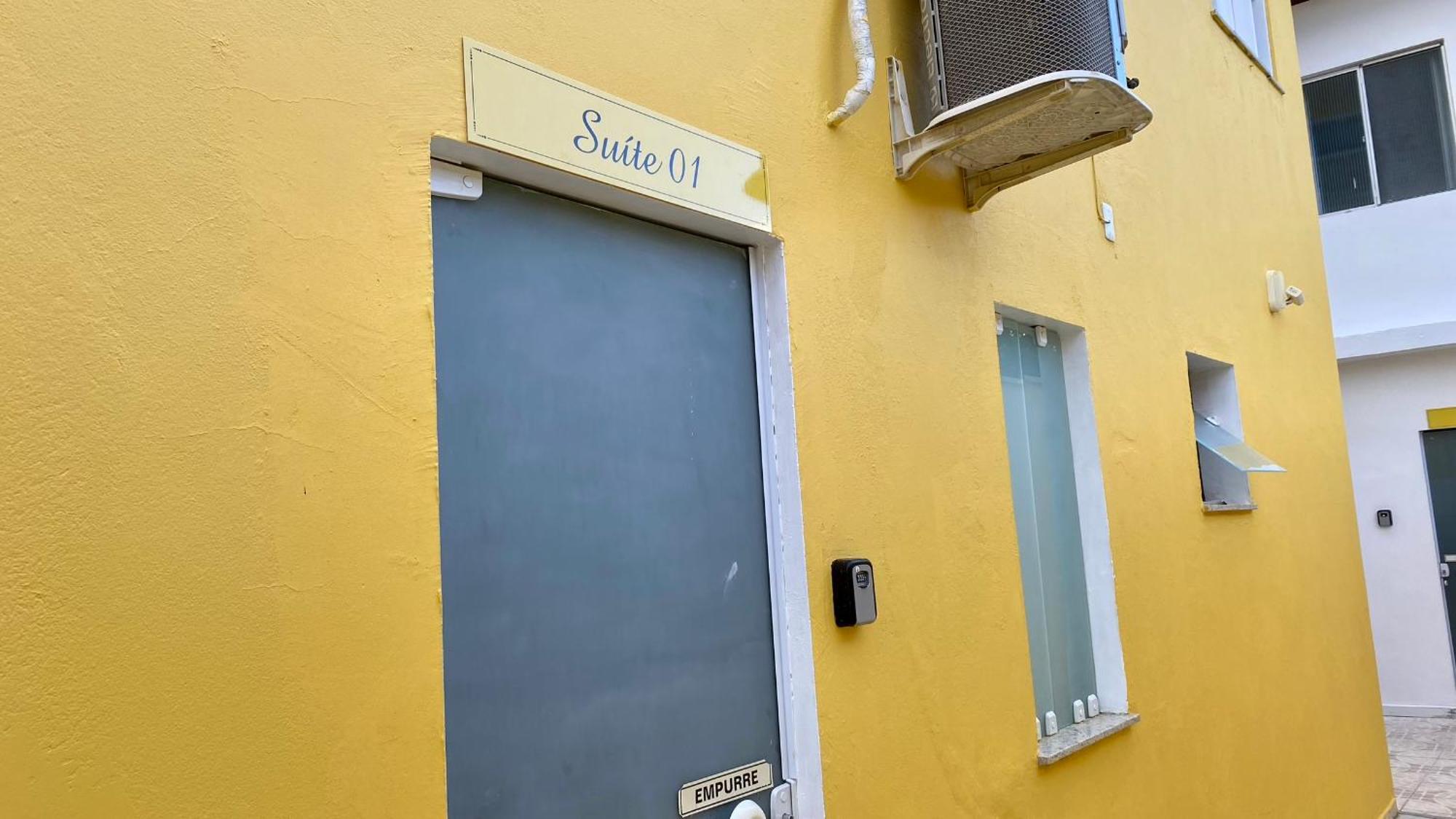 Kalug - Suite Casal Independente Em Guest House Ilheus Luaran gambar